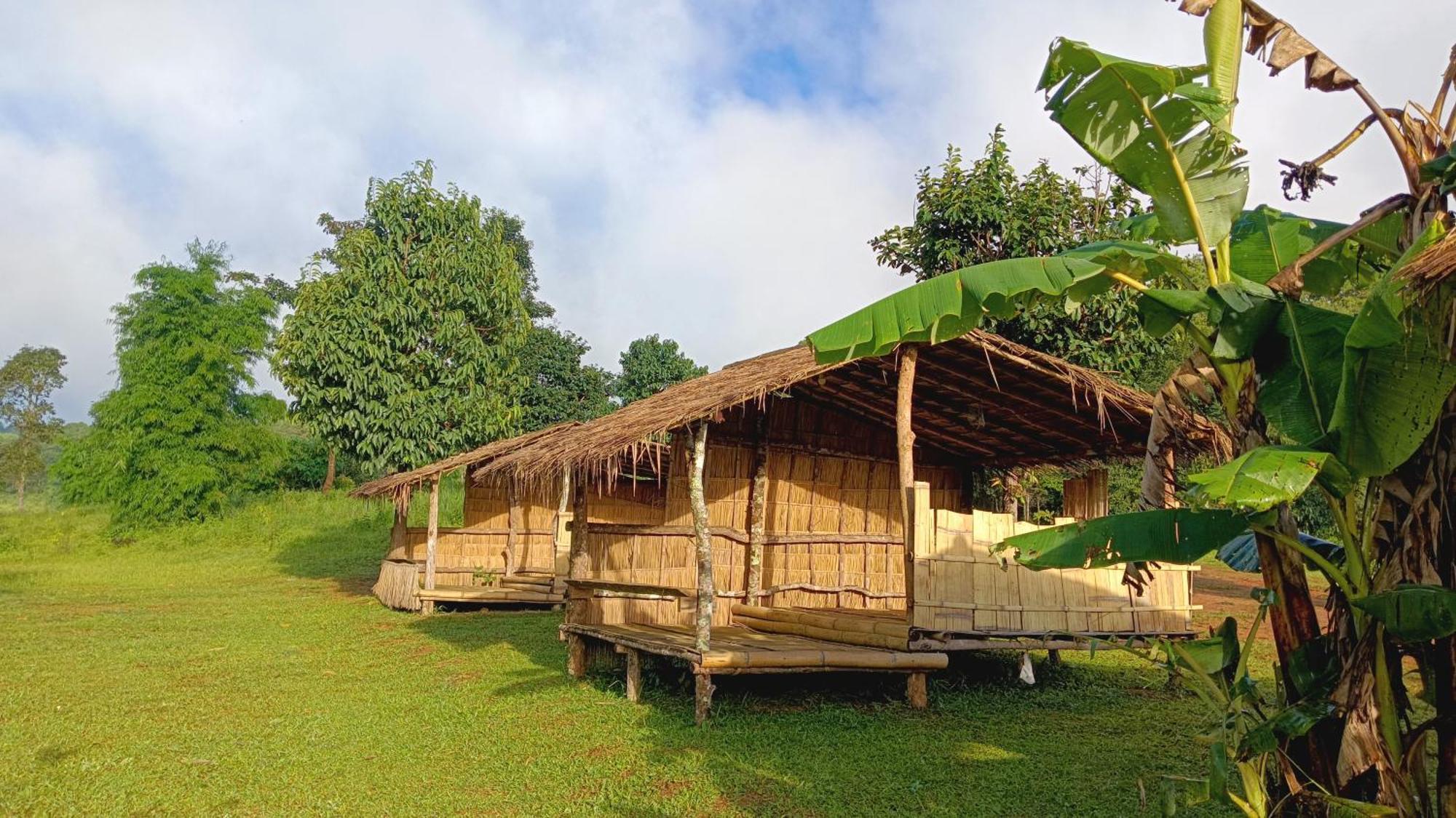 ไร่นิธิสุนทร Nithisoonthon Farmstay Мехонгсон Екстер'єр фото