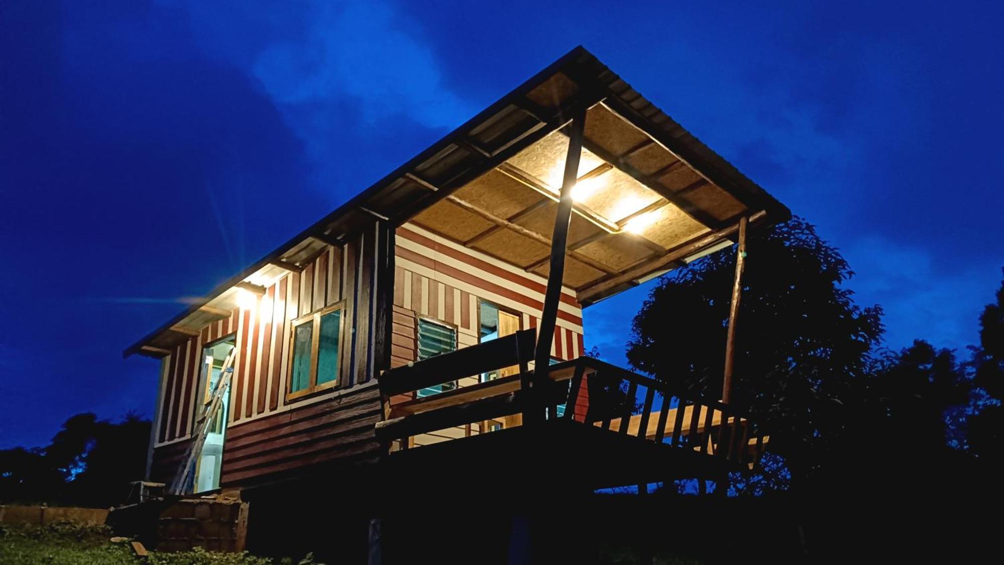 ไร่นิธิสุนทร Nithisoonthon Farmstay Мехонгсон Екстер'єр фото