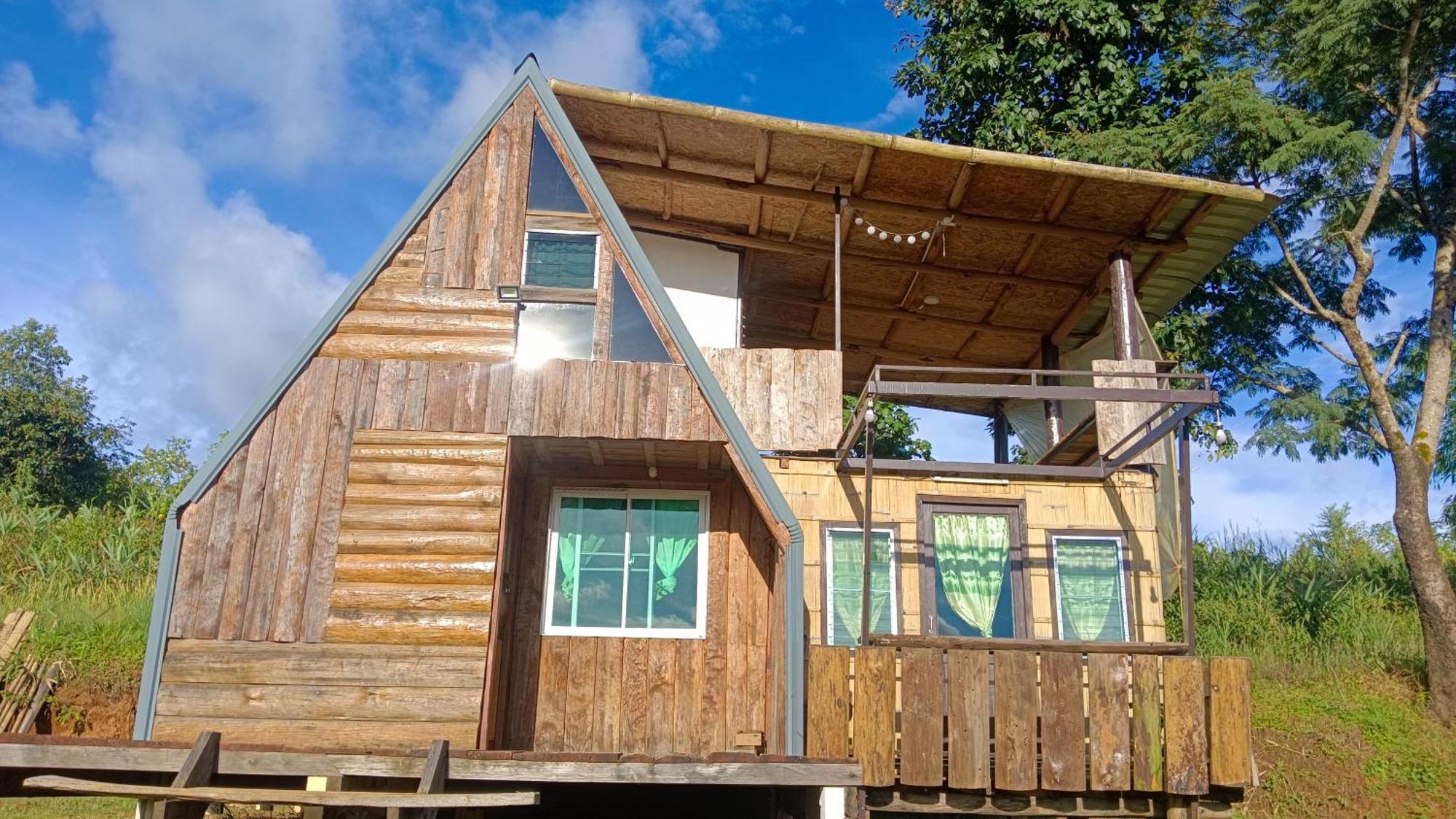 ไร่นิธิสุนทร Nithisoonthon Farmstay Мехонгсон Екстер'єр фото
