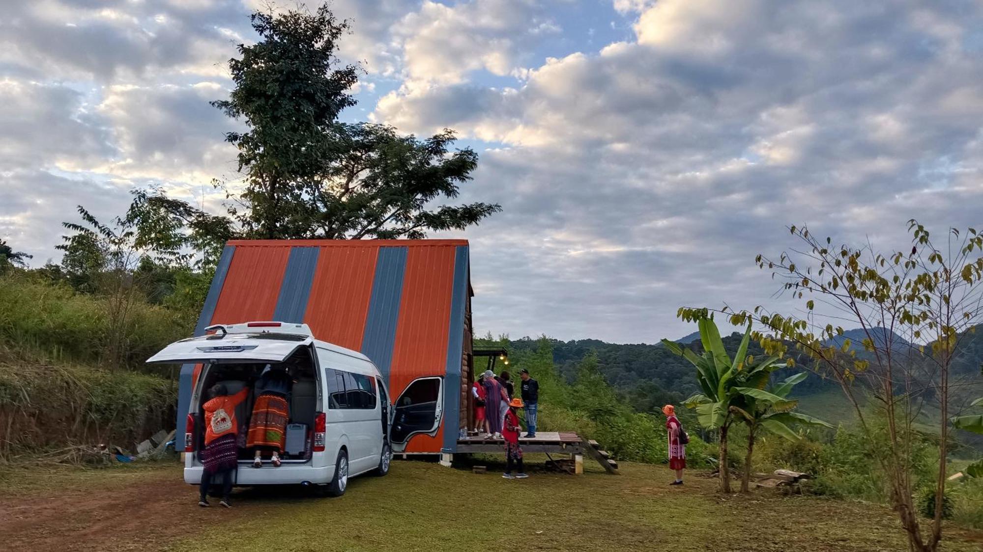 ไร่นิธิสุนทร Nithisoonthon Farmstay Мехонгсон Екстер'єр фото
